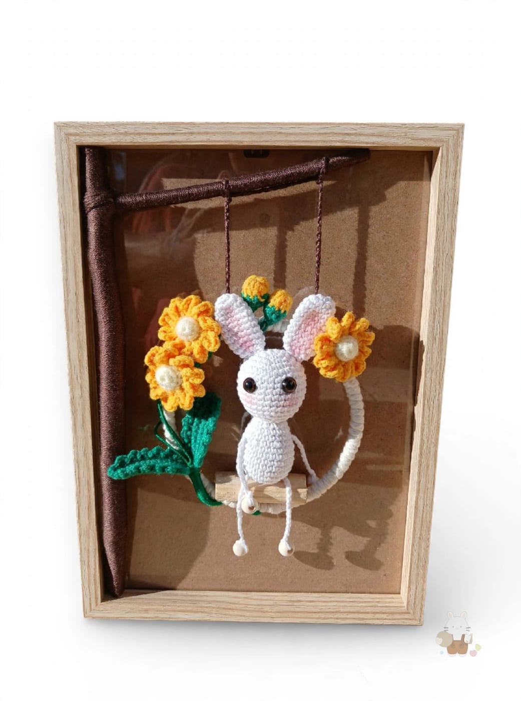 Lapin sur la balançoire
